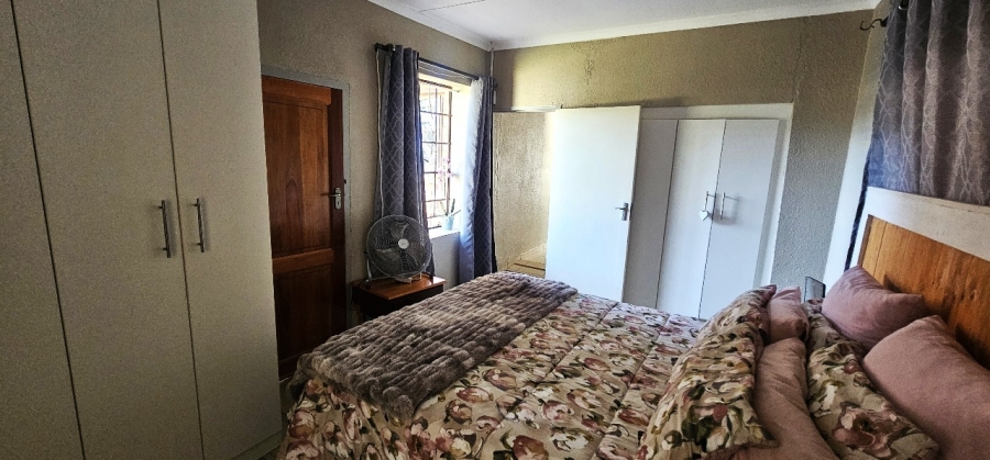To Let 3 Bedroom Property for Rent in Bodorp North West